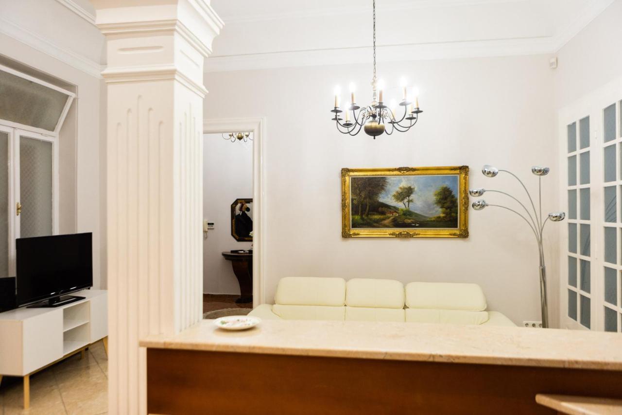 Luxury Downtown 3 Bedroom Apartment By Synagoge With Beautiful View Budapešť Exteriér fotografie